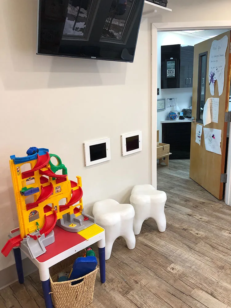 office tour photo